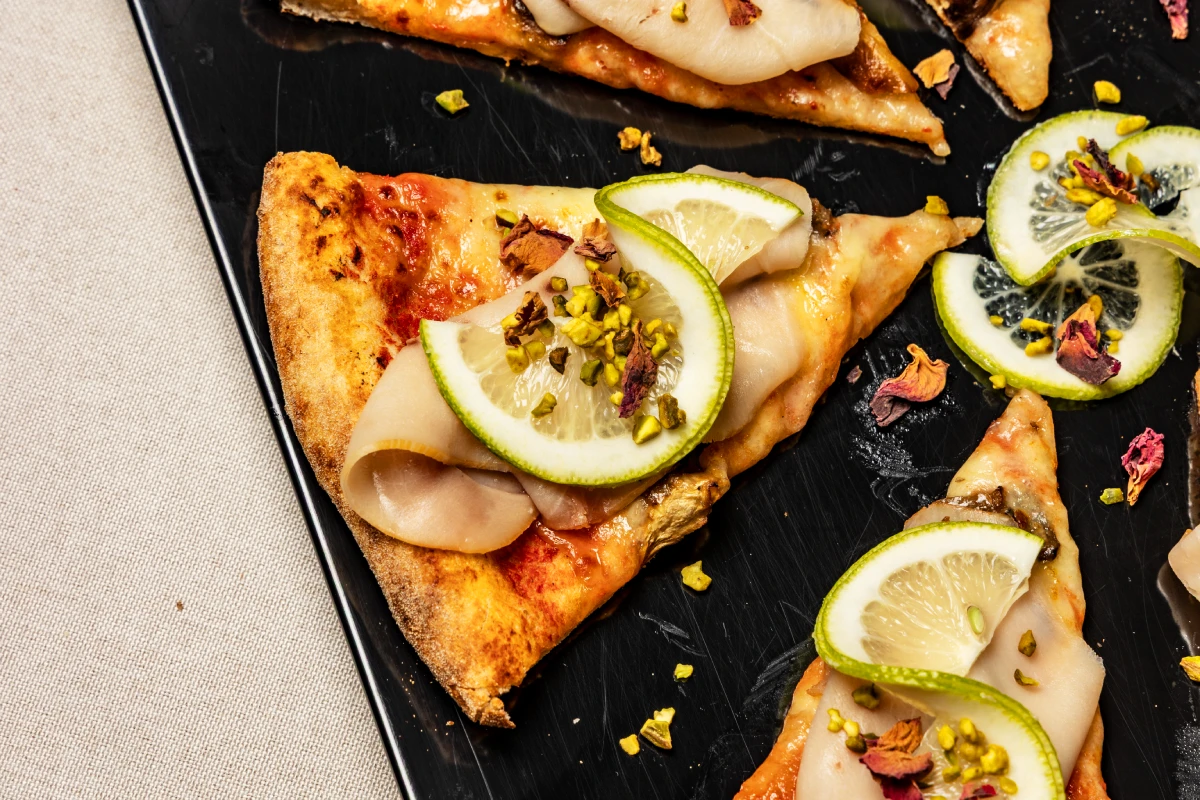 Pizze d’autore con farine di grani antichi e ingredienti di qualità | Magie ristorante pizzeria a Castelvetrano